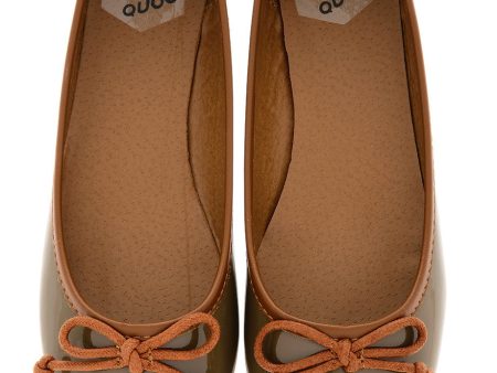 DEUX COULEUR Taupe Patent Ballerinas Fashion