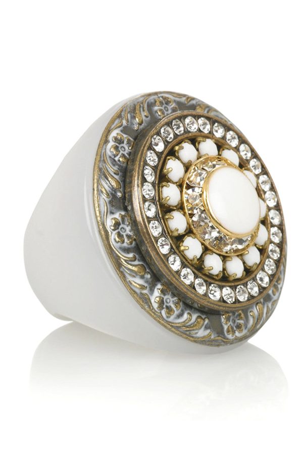 WHITE STONE Crystal Cocktail Ring For Sale