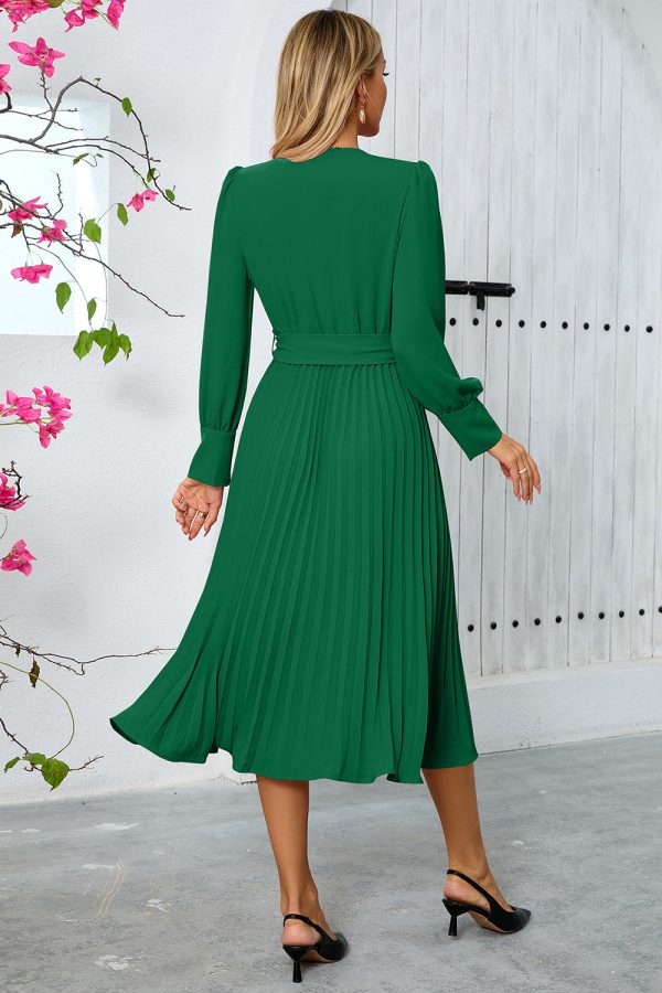 Green A Line V-Neck Long Cocktail Dress with Long Sleeves For Sale