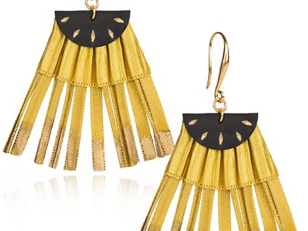 Scallop Golden Fabric Earrings Supply