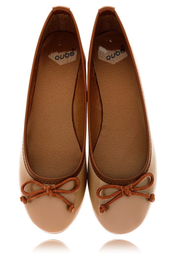 DEUX COULEUR Nude Patent Ballerinas Sale