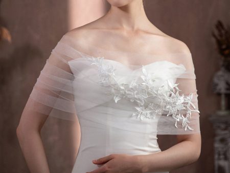 White Flower Applique Bridal Shawl For Cheap