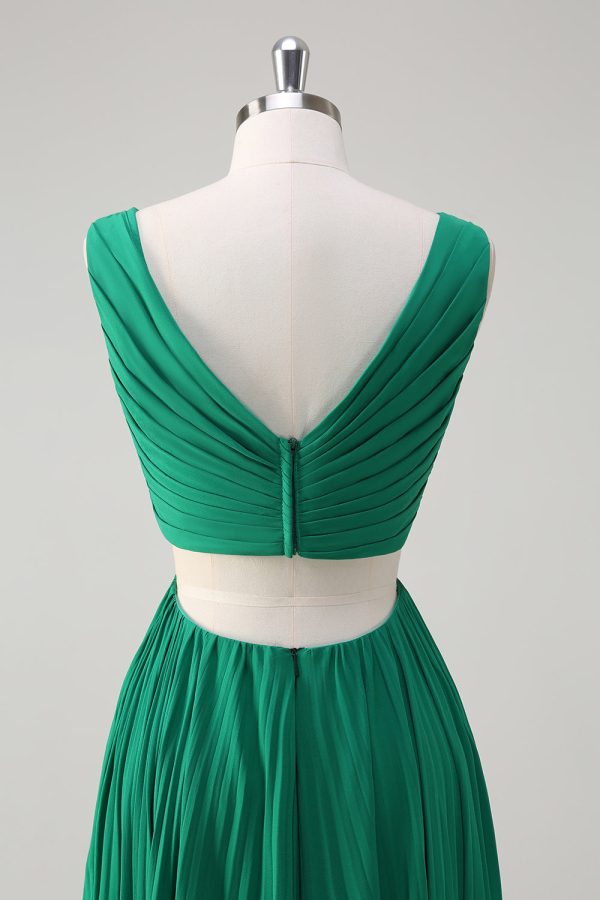 Green A-Line V Neck Ruched Chiffon Knee Length Bridesmaid Dress For Sale