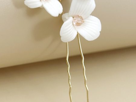 Elegant White Ceramic Flower Petal Bridal Hair Pins Cheap