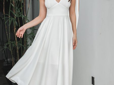 Elegant White A Line V Neck Sleeveless Graduation Dress with Hollow-out Back For Sale